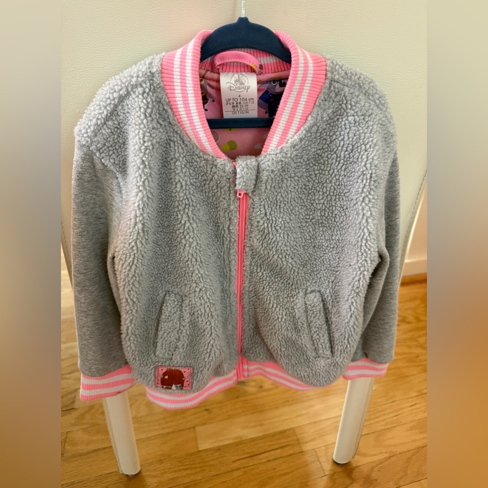 ☺️Disney Store Zootopia  Bomber Jacket Girls size 4